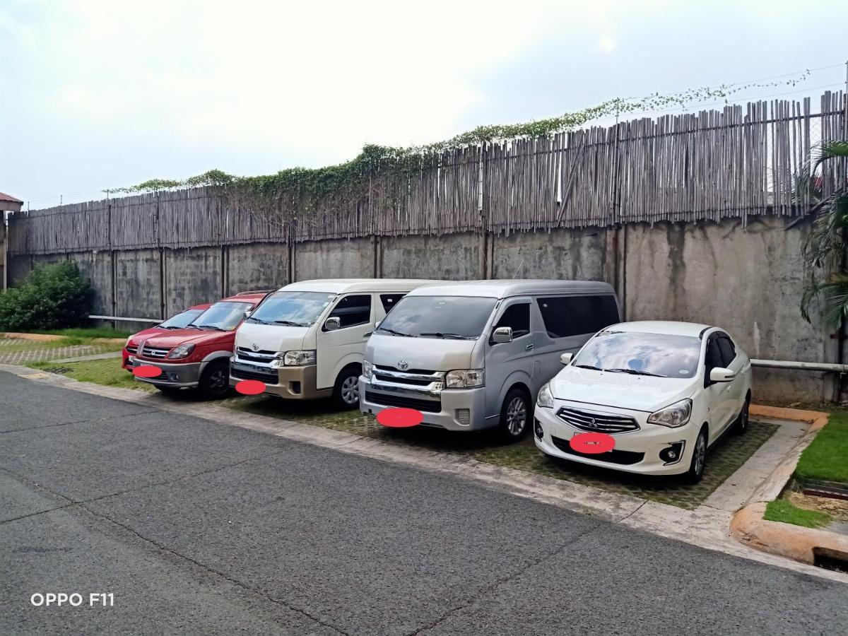 The Beacon Makati Staycation Suites Manila Exteriör bild