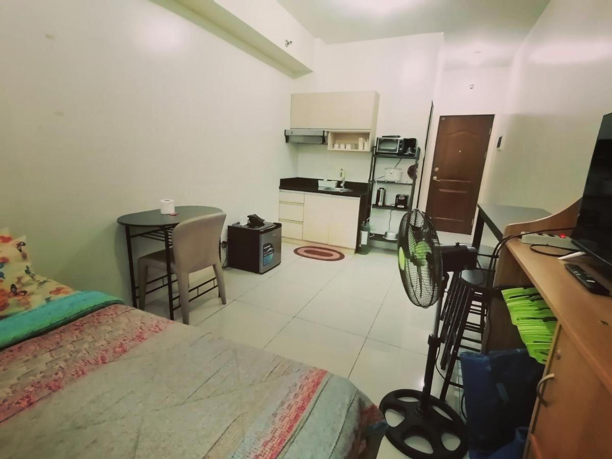 The Beacon Makati Staycation Suites Manila Exteriör bild
