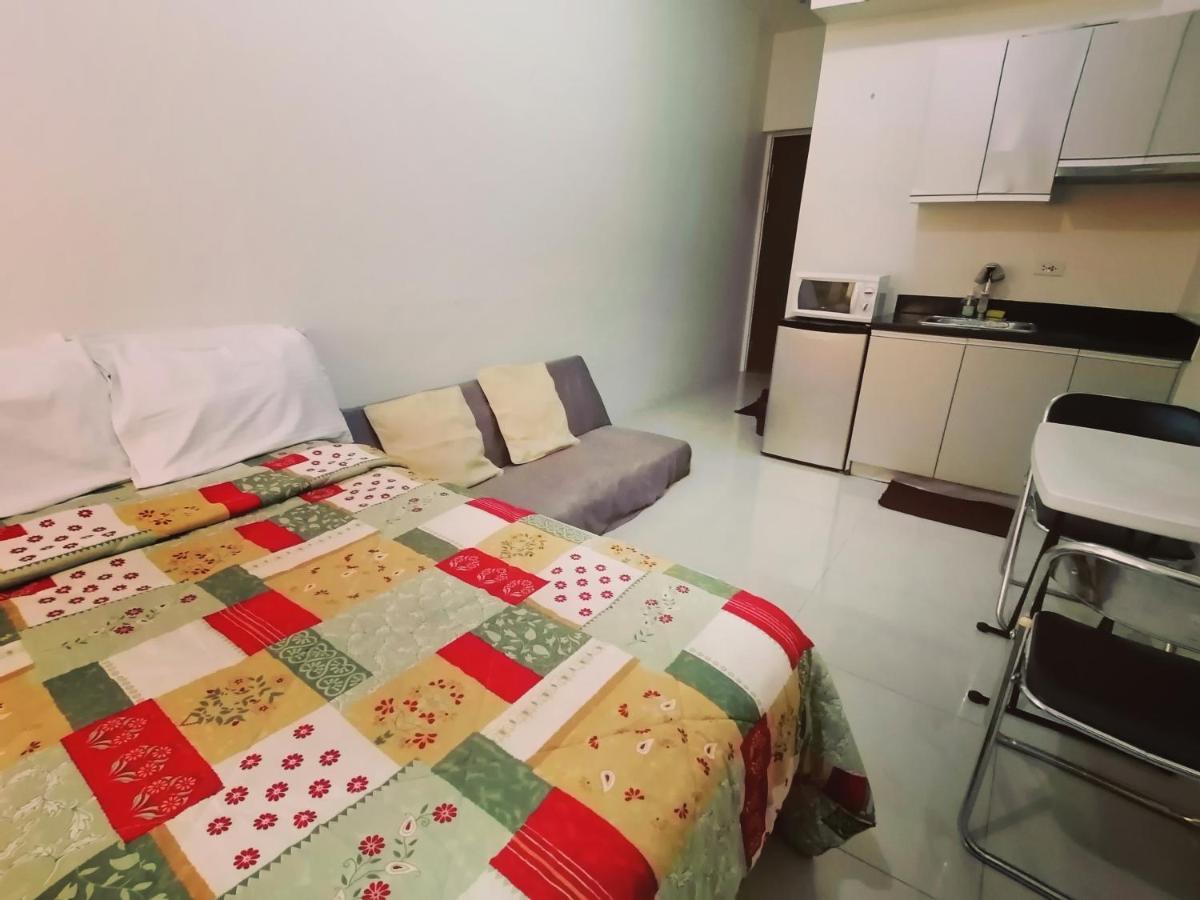 The Beacon Makati Staycation Suites Manila Exteriör bild