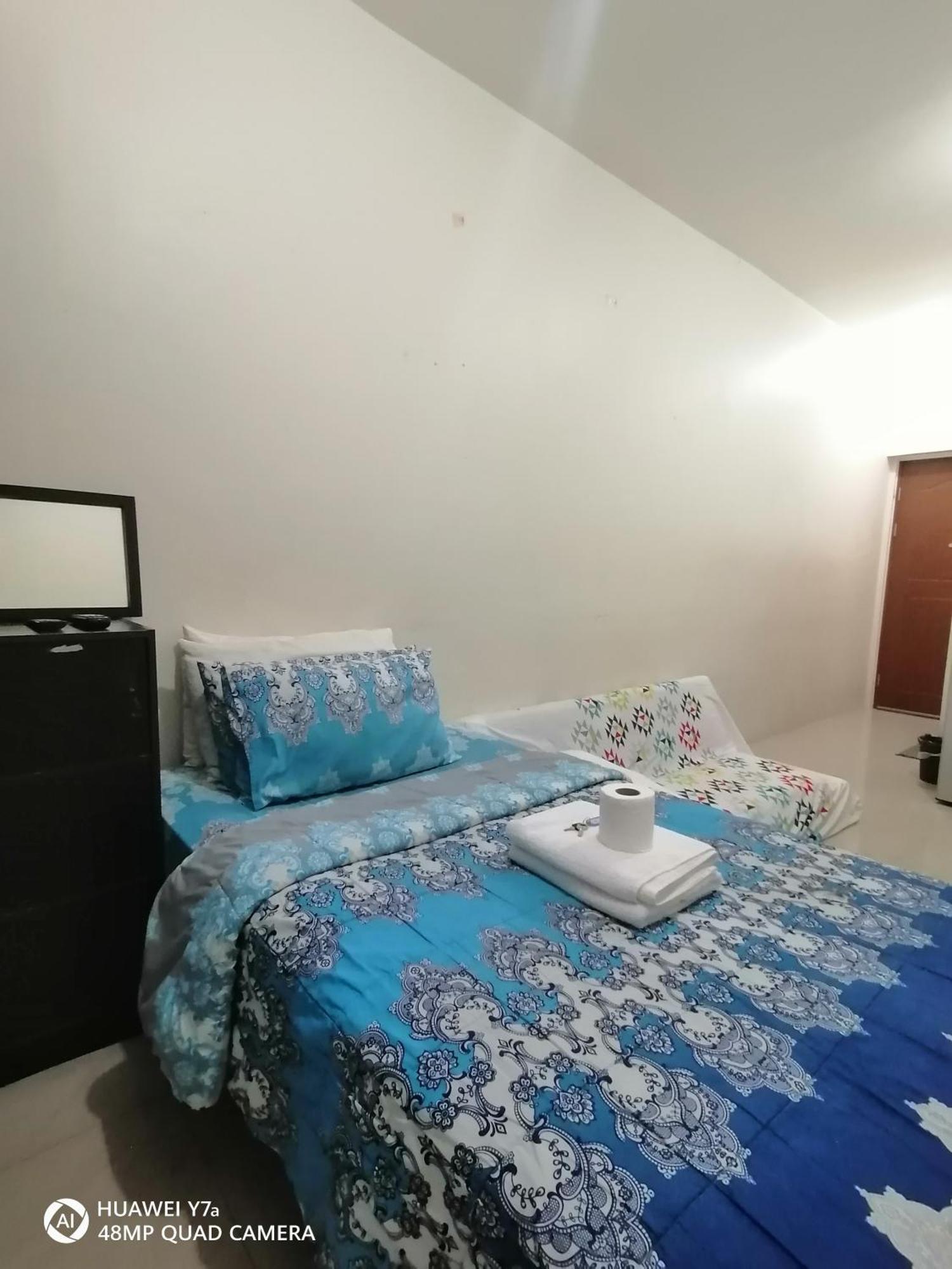 The Beacon Makati Staycation Suites Manila Exteriör bild